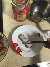 色香味浓的蒜香排骨做法图解4)