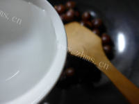 诱人的糖炒栗子做法图解5)