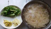 家常菜清炒土豆丝做法图解1)