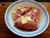 家常菜白切肉做法图解5)