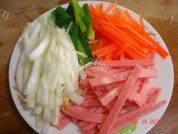 三丝炒米粉做法图解3)