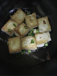 家常菜煎酿豆腐做法图解9)