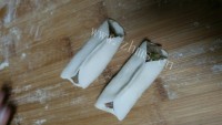 美味的羊肉锅贴做法图解6)