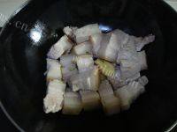 美味的百叶结烧肉做法图解4)