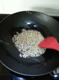 家常菜肉末酸豆角做法图解6)