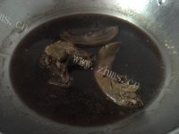 美味的卤猪舌做法图解3)