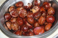 美味的香甜烤栗子做法图解5)