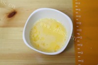 自制黄桃派做法图解2)