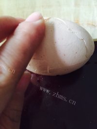 啤酒卤鸡蛋做法图解2)