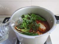 美味的卤藕回锅牛肉做法图解4)