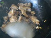 「自创」排骨炖豆角做法图解5)