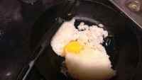 特色美食腊肠炒饭做法图解2)