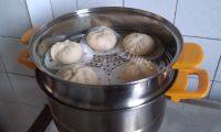 卤肉豇豆干包子做法图解11)