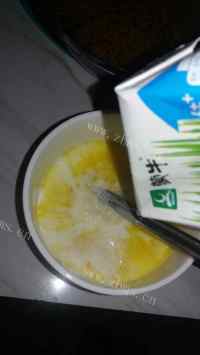 美味的虾皮蒸蛋做法图解3)