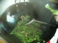 家常四季豆炒肉做法图解8)