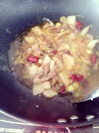 DIY杏鲍菇炒肉做法图解5)