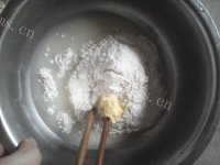 好吃的黄油奶香面包做法图解4)