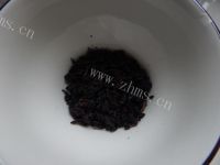 美味的乌龙奶茶做法图解3)