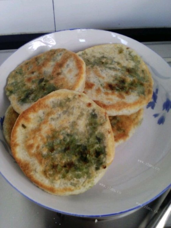 可口的韭菜馅饼