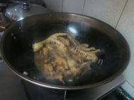 美味红烧鸡爪做法图解13)
