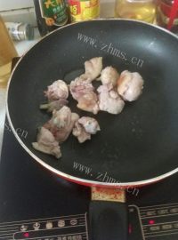 自制荷叶鸭腿冬瓜汤做法图解3)