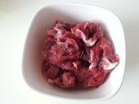 家常菜西兰花炒牛肉做法图解3)