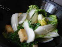 家常菜小白菜烧豆腐做法图解6)