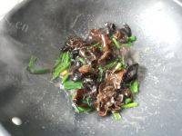 家常菜菠菜炒鸡蛋做法图解8)