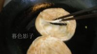 好吃的街头小吃鸡蛋灌饼做法图解5)