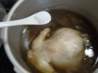 香菇蒜头鸡汤的做法图解八