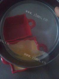 自制焦糖炼乳布丁做法图解9)