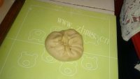 美味酥皮薯香桂花月饼做法图解7)