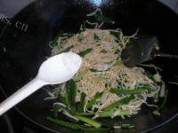 家常菜大蒜炒百叶