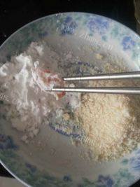 自制香酥鸡米花做法图解4)