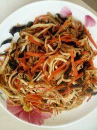 家常菜茭白炒肉丝