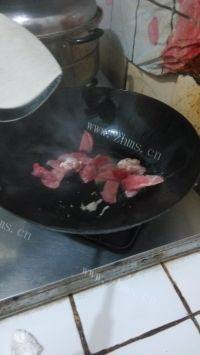 家常菜杏鲍菇炒肉做法图解3)