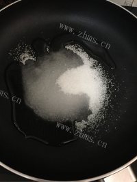 自制焦糖苹果面包做法图解4)