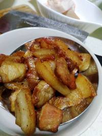 美味的芋头扣肉做法图解6)