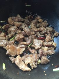 家庭版土豆炖牛肉做法图解4)