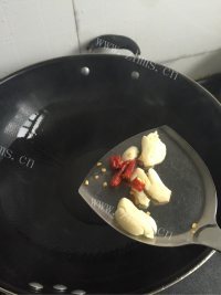 家常菜酸辣空心菜梗做法图解3)