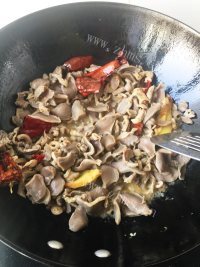 家常菜香辣鸡胗做法图解5)