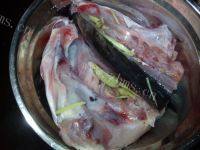 家常菜豆腐鱼头汤做法图解3)