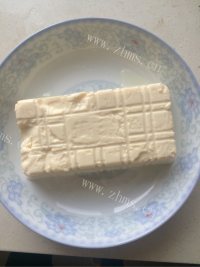 香飘十里的皮蛋豆腐做法图解2)