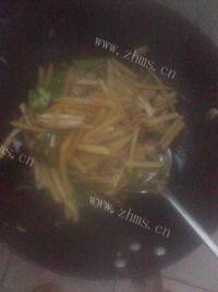 家常菜青椒炒土豆丝