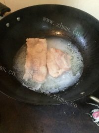 美味的卤猪颈肉做法图解1)