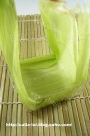 自制玉米皮包的水立方粽子做法图解8)