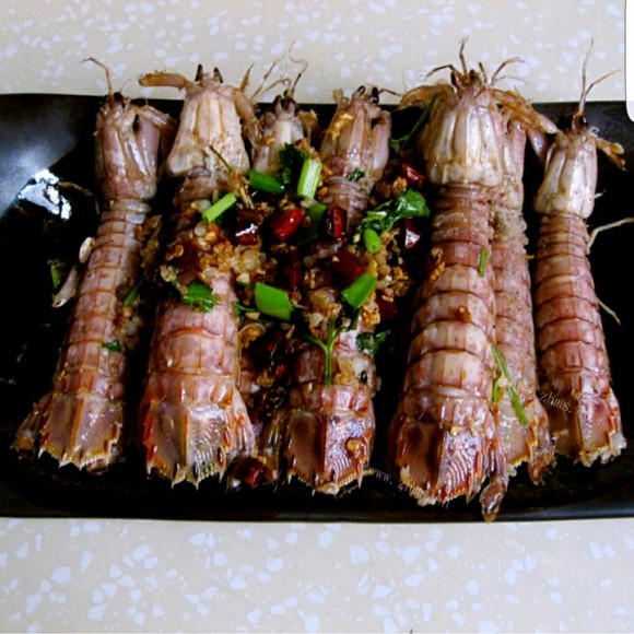 特色美食椒盐皮皮虾