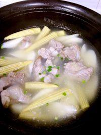 「经典美食」玉米笋山药脆骨汤做法图解8)