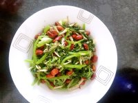 清淡的凉拌茼蒿