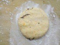 自制豆沙南瓜饼做法图解9)